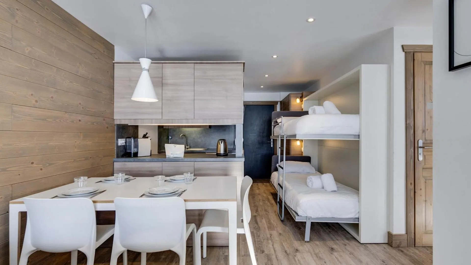 Apartment Charmant Appartement A Tignes Val Claret, Pres Des Commerces Et Pistes, Wifi Et Balcon Inclus - Fr-1-641-26